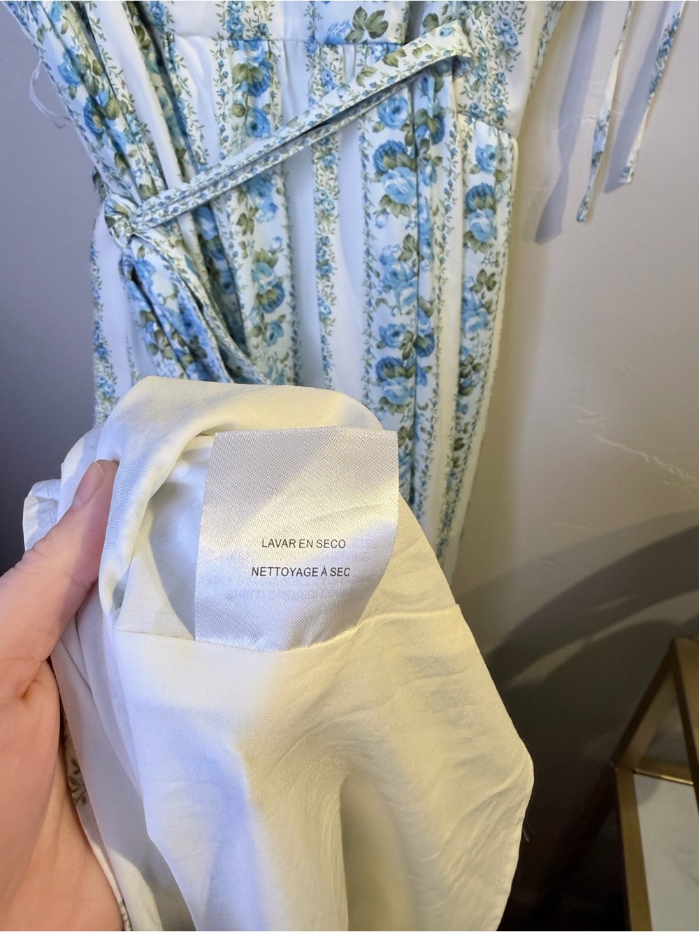 GAL MEETS GLAM Imogene Floral Maxi Dress - Picture 10 of 11